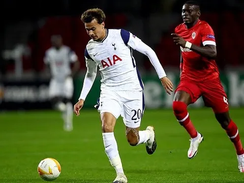 Glenn Hoddle: "Lối chơi cẩu thả sẽ giết chết tương lai cậu ấy"