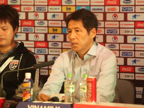 HLV Akira Nishino nói gì về lối chơi của ĐT Thái Lan tại sân Mỹ Đình?