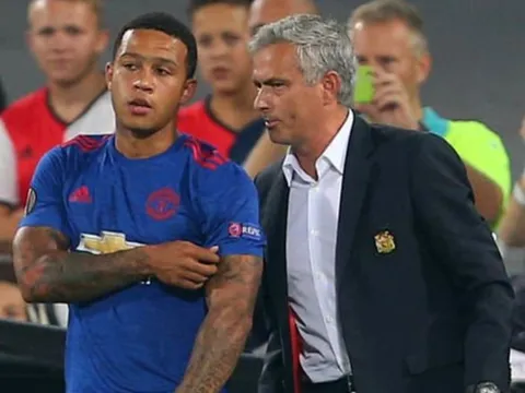 Mourinho bất ngờ bảo vệ nạn nhân của mình ở M.U