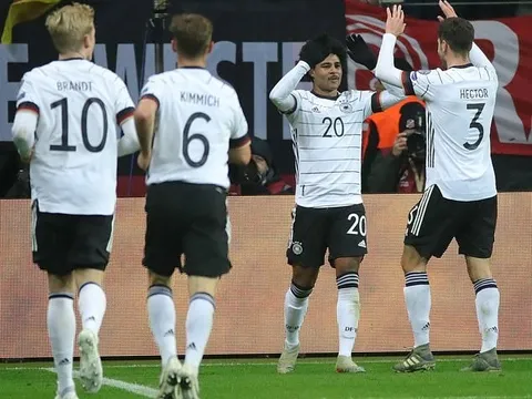 Cựu sao Arsenal lập hattrick, Đức nhấn chìm Bắc Ireland trên sân nhà