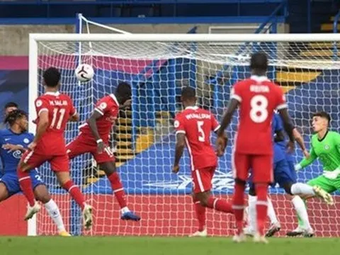 2 thái cực tương phản giữa Kepa và Alisson