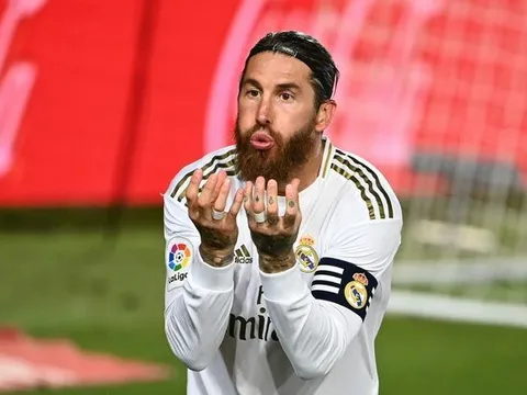 Pogba trả giá vì thách thức NHM Man Utd