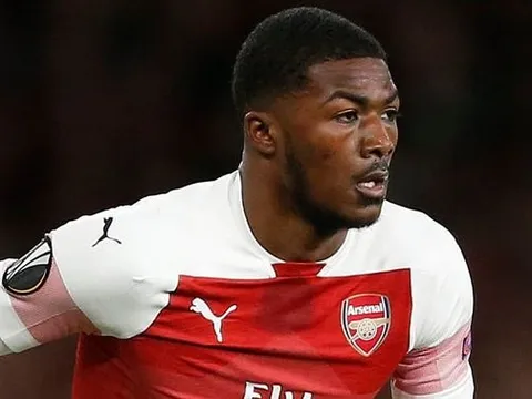 Liverpool mất tiền đau trong thương vụ Xherdan Shaqiri