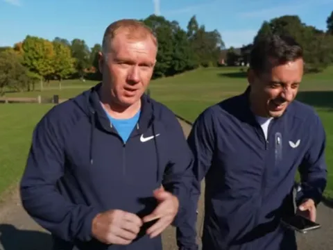 Paul Scholes nói lời thật lòng về chữ ký kỷ lục Man Utd