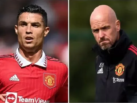 Ten Hag giáng án phạt xuống đầu Ronaldo