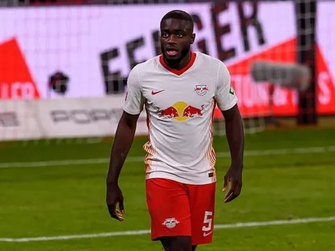 Rõ lý do Man United, Liverpool bị "đá tảng" cực chất ngó lơ