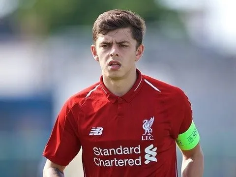 ''Người thay thế Moreno'' của Liverpool dính chấn thương nặng