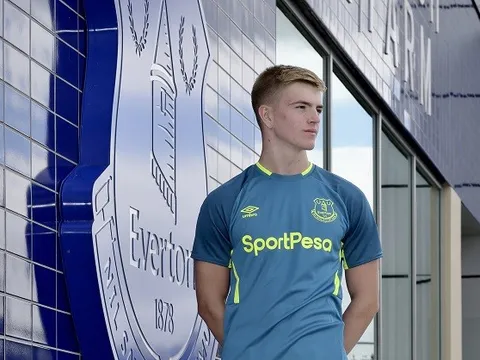 Ghi 12 bàn sau 11 trận, ''sao mai'' vẫn bị Everton đẩy đi không thương tiếc