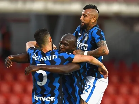 Dortmund "phơi áo" sau màn ngược dòng xuất sắc của Hoffenheim