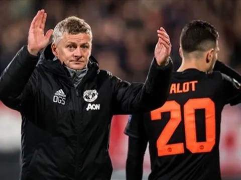 Chelsea chuẩn bị hoàn tất cú đúp chuyển nhượng