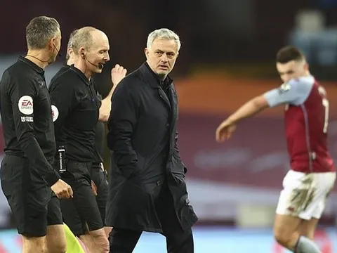 "Liverpool chơi tốt hơn Man United"