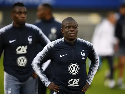 Chùm ảnh: Dàn sao Chelsea hừng hực khí thế trên tuyển quốc gia