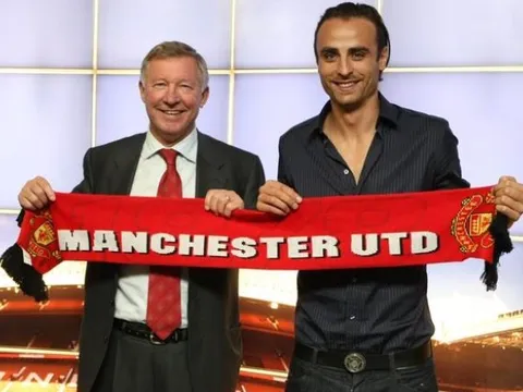 5 cầu thủ nổi loạn để ra đi: Gallas muốn phản lưới nhà, Berbatov nằng nặc đòi đến Old Trafford