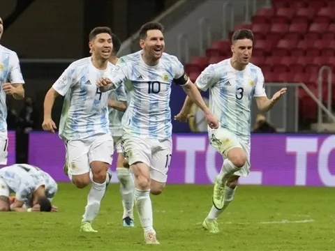 5 điểm nhấn Argentina 1-0 Brazil: El Clasico bạo lực; Lần đầu cho Messi