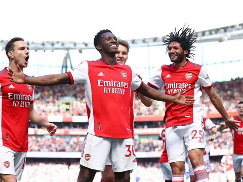 5 điểm nhấn Arsenal 2-1 Leeds: Nhạc hiệu Champions League; Bản HĐ phải ký