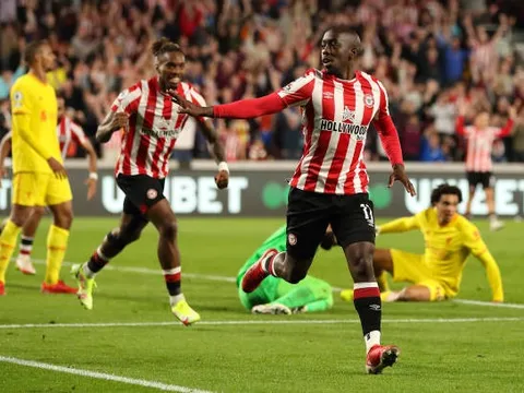 6 điểm nhấn Brentford 3-3 Liverpool: Đại tiệc tấn công; Tân binh khủng long