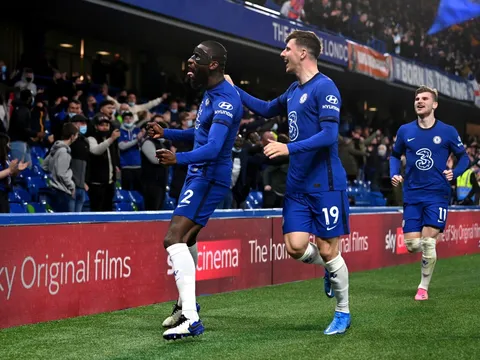 5 điểm nhấn Chelsea 2-1 Leicester: Thomas Tuchel lo sốt vó; The Blues có "thợ săn cáo"
