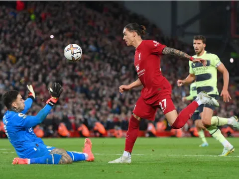 5 điểm nhấn Liverpool 1-0 Man City: Salah phá dớp; Nunez thành trò cười