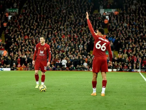 5 điểm nhấn Liverpool 2-1 Tottenham: Bản lĩnh nhà vô địch; Đây! Tiền vệ phòng ngự hay nhất NHA