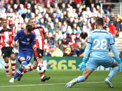 5 điểm nhấn Southampton 1-4 Chelsea: Bộ ba nguyên tử; Kante "phiên bản" mới