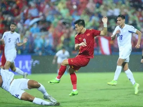 5 điểm nhấn U23 Việt Nam 0-0 U23 Philippines: Dấu ấn cựu binh; Vinh danh hàng thủ