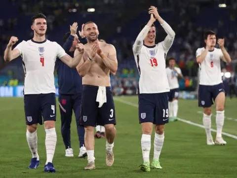 5 điểm nhấn Ukraine 0-4 Anh: Luke Shaw thể hiện chân giá trị; Khác biệt lớn giữa Sterling và Sancho