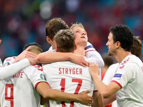 5 điểm nhấn Wales 0-4 Đan Mạch: Sao Liverpool hóa tội đồ; Vẻ đẹp của bóng đá