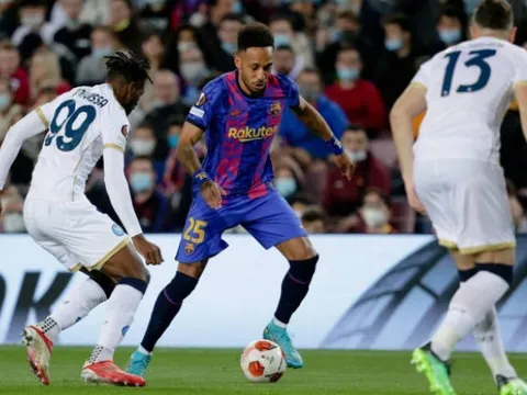 5 điều rút ra sau trận Barcelona 1-1 Napoli