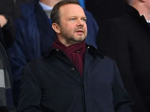 5 sai lầm của Ed Woodward trên cương vị GĐĐH Man Utd
