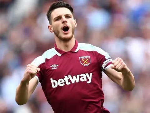 5 tiền vệ nên tìm bến đỗ mới vào mùa Hè 2022