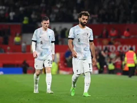 5 vấn đề khiến Liverpool sa sút: Trụ cột rớt phong độ; Sai lầm trong chuyển nhượng