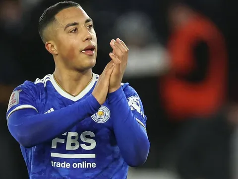 Liverpool gia nhập cuộc đua giành tiền vệ 55 triệu