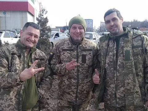 5 tháng sau khi hạ Real, HLV Sheriff nhập ngũ bảo vệ Ukraine