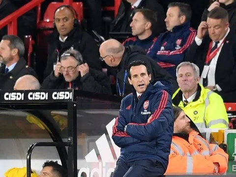Arsenal chơi quá tệ và đây là thái độ của Emery