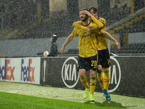 5 điểm nhấn Vitoria1-1 Arsenal: Lần đầu cho Mustafi; "Pháo thủ" không có bản lĩnh