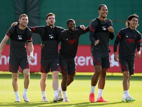 Fan cuồng Arsenal: 'Người hâm mộ M.U đừng lo lắng...'