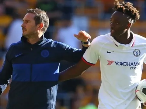 "Họ thắng xứng đáng Man Utd và sẽ cố gắng gây khó dễ cho Chelsea"