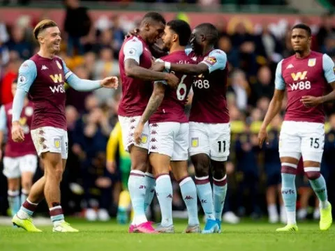 Ten Hag trả giá vì quyết định cố chấp trên TTCN