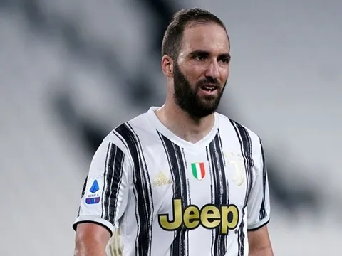 "Kẻ thù truyền kiếp" ngáng đường, Man Utd gặp khó trong vụ Upamecano