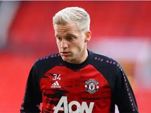 Năm thứ 2 quan trọng với Donny van de Beek