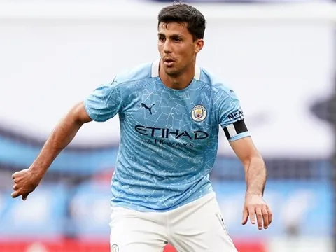 "Abraham không có mặt trong đội hình tốt nhất của Lampard"