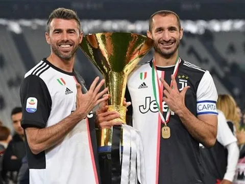 6 cầu thủ người Italia giải nghệ trong năm 2019: "Hoàng tử nhỏ" của Juventus, AS Roma