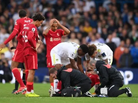 6 điểm nhấn Leeds 0-3 Liverpool: Tốc độ chóng mặt; Chấn thương kinh hoàng