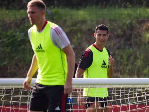 6 điều rút ra từ buổi tập mới nhất của Man Utd: Bậc thầy Ronaldo