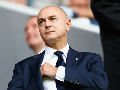 60 bảng gây phẫn nộ của Daniel Levy