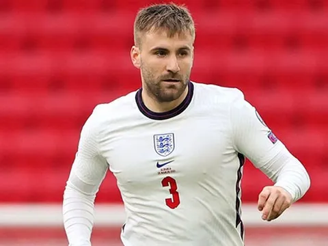 Fan M.U tấm tắc với màn trình diễn của Luke Shaw