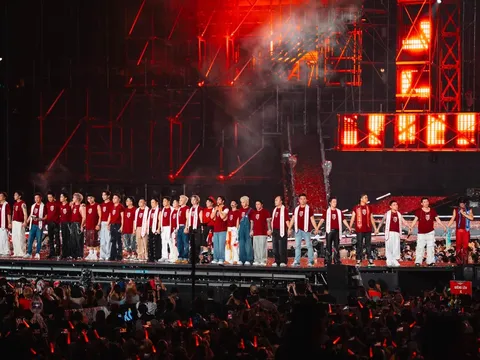 Gai Home Concert: Chuyến tàu âm nhạc rực rỡ và nghi thức tốt nghiệp đầy cảm xúc của các Anh Tài