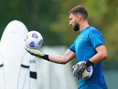 Ronaldo gửi thông điệp cảm động về hòa bình cho 407 triệu người theo dõi