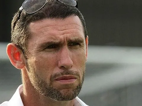 Huyền thoại Arsenal: ''Liverpool có khả năng bất bại''