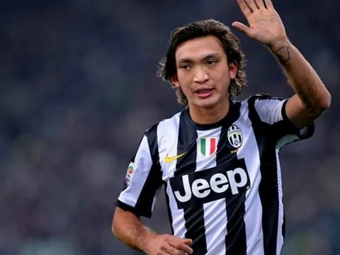 Cười té ghế với loạt ảnh chế Việt Nam hạ gục Malaysia